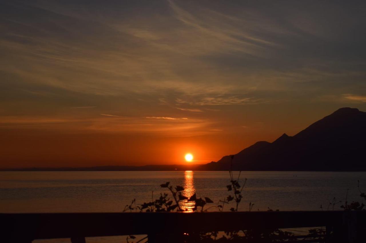 Albergo Al Pescatore Brenzone sul Garda Buitenkant foto