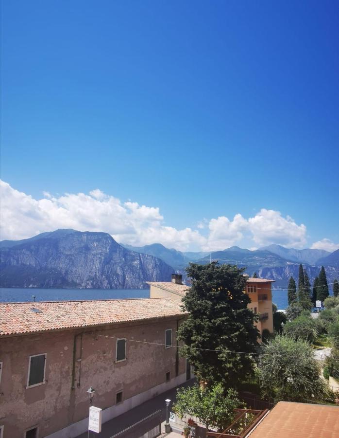 Albergo Al Pescatore Brenzone sul Garda Buitenkant foto